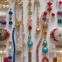 Joyería y accesorios de vestuario